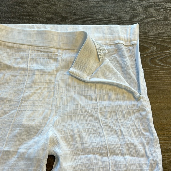 Zara High Waist Textured Flared Leggings White Size M - Picture 4 of 13